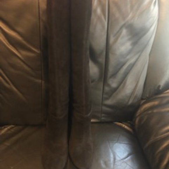 Jessica Simpson, Size 10 Black Suede Tall Boots - Picture 1 of 2